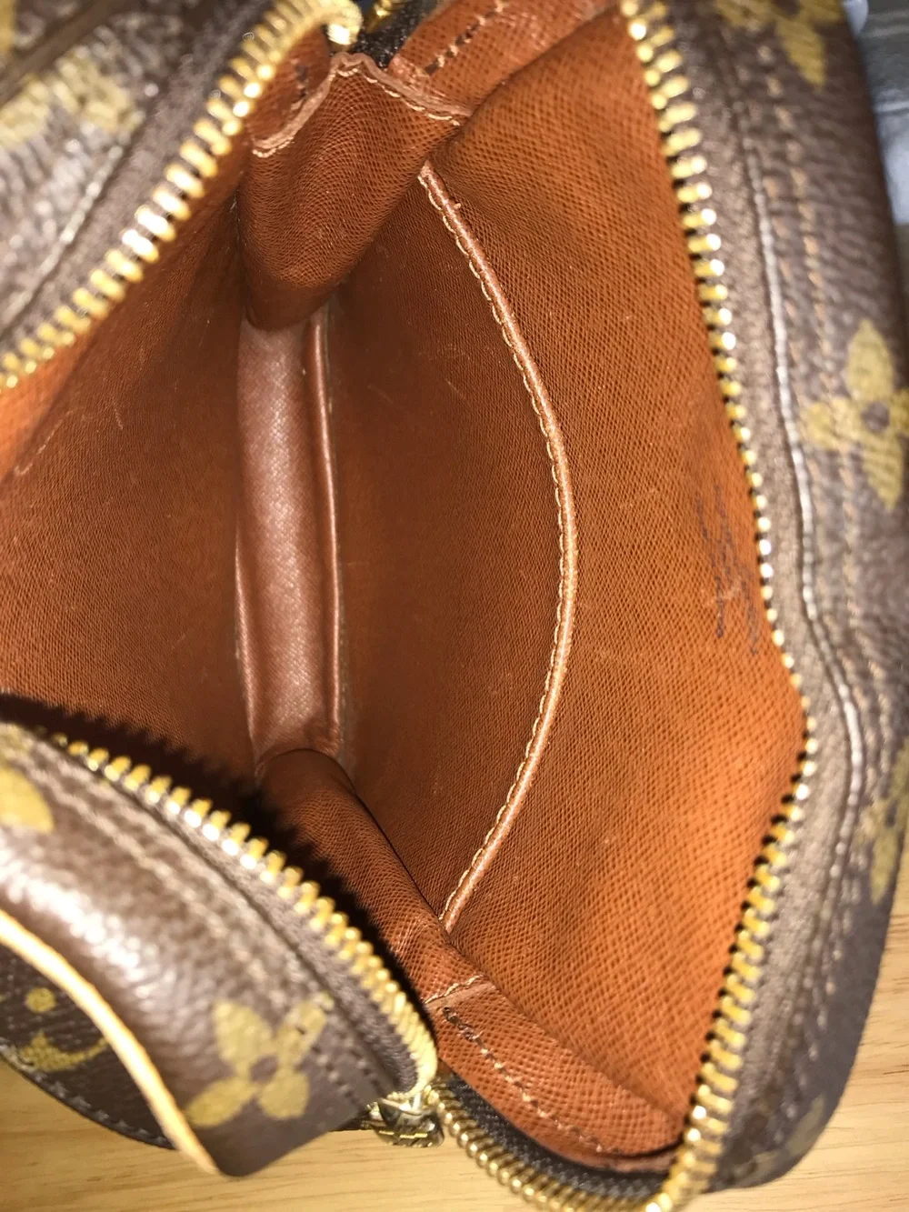 ✅LV AUTHENTIC Monogram Messenger UNISEX Bag LOUIS Vuitton - Picture 7 of 14